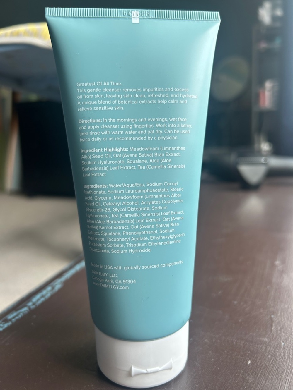 DRMTLGY g(oat) Cleanser - Picture 4 of 5